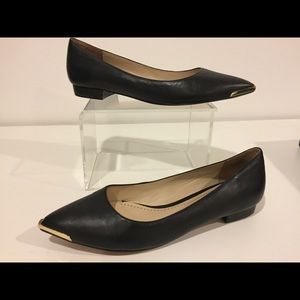 Pour La Victoire Renna Flats